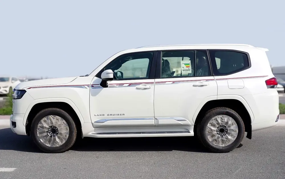 Toyota Land Cruiser GXR 3.5L TT with Radar  JBL 2026 - GCC Specs - Brand New - Image 8