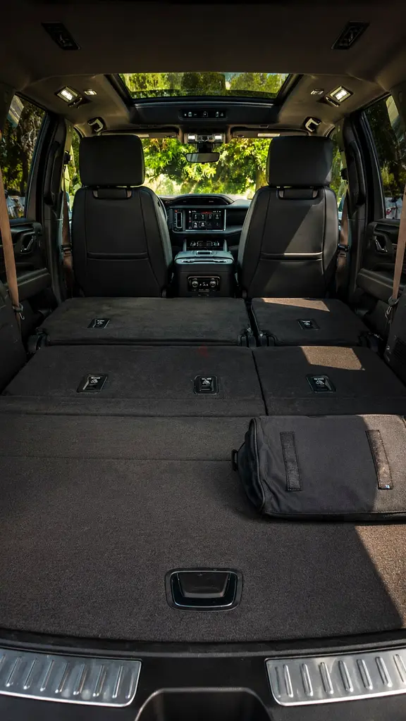 2022 GMC Yukon Denali 6.2 GCC | Full Agency Service History | Warranty Until 2032 - Image 8