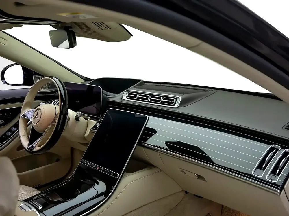 2023 |  Mercedes Benz |  Maybach  S680 | With Warranty and Service Contract - Image 10