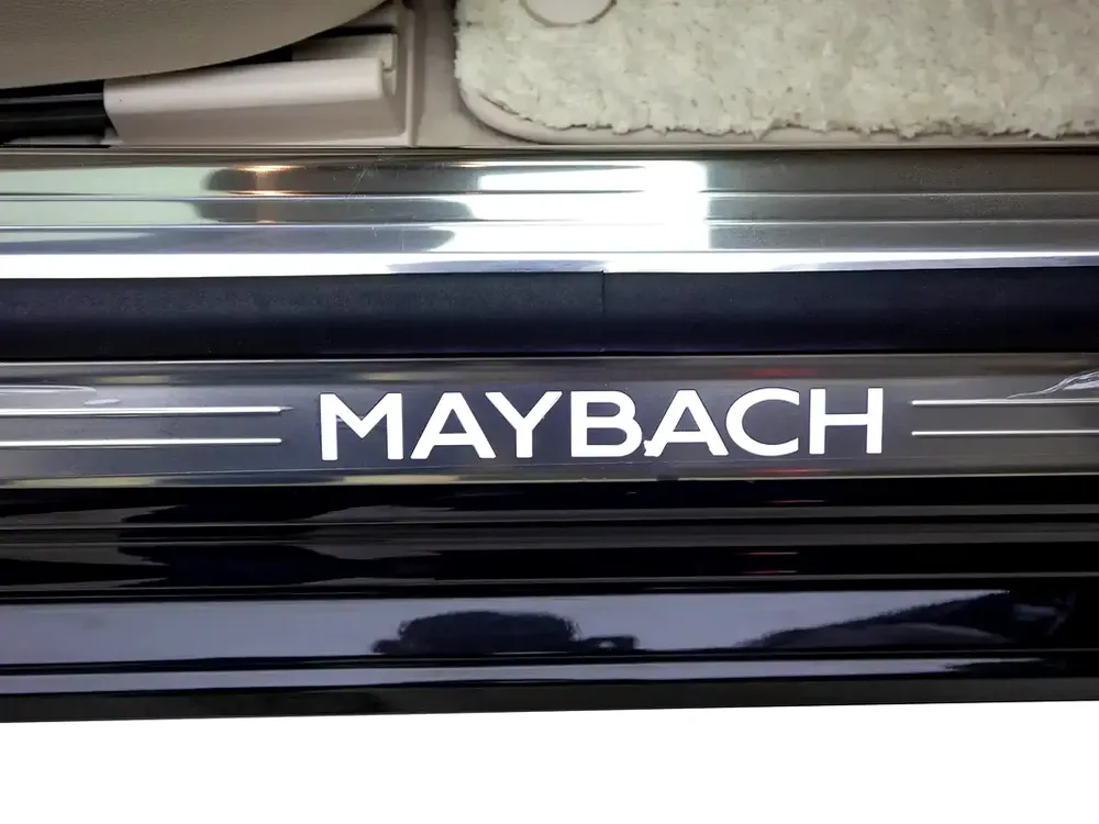 2023 |  Mercedes Benz |  Maybach  S680 | With Warranty and Service Contract - Image 19