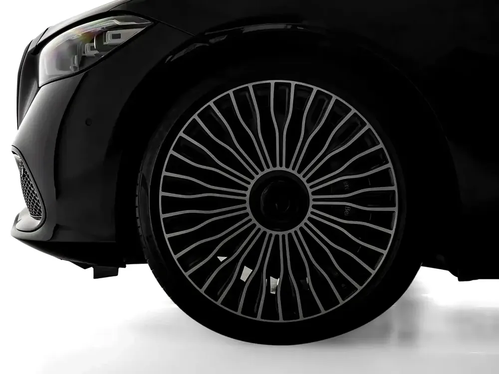 2023 |  Mercedes Benz |  Maybach  S680 | With Warranty and Service Contract - Image 20