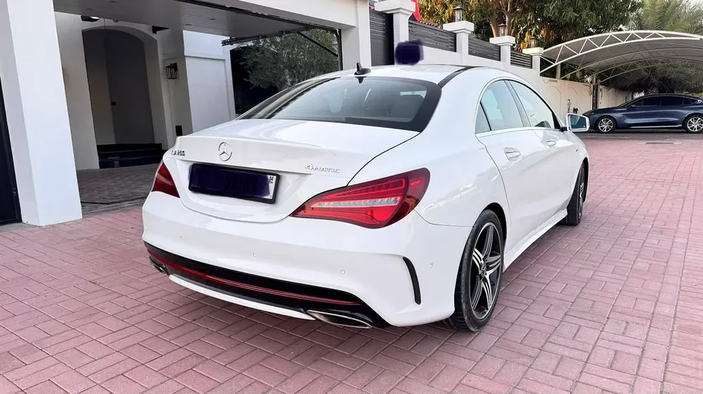 Mercedes CLA 250 (2019) | 100% GCC Specs | Full Service History (Original Parts) - Image 5