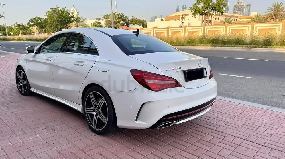 Mercedes CLA 250 (2019) | 100% GCC Specs | Full Service History (Original Parts) - Image 8