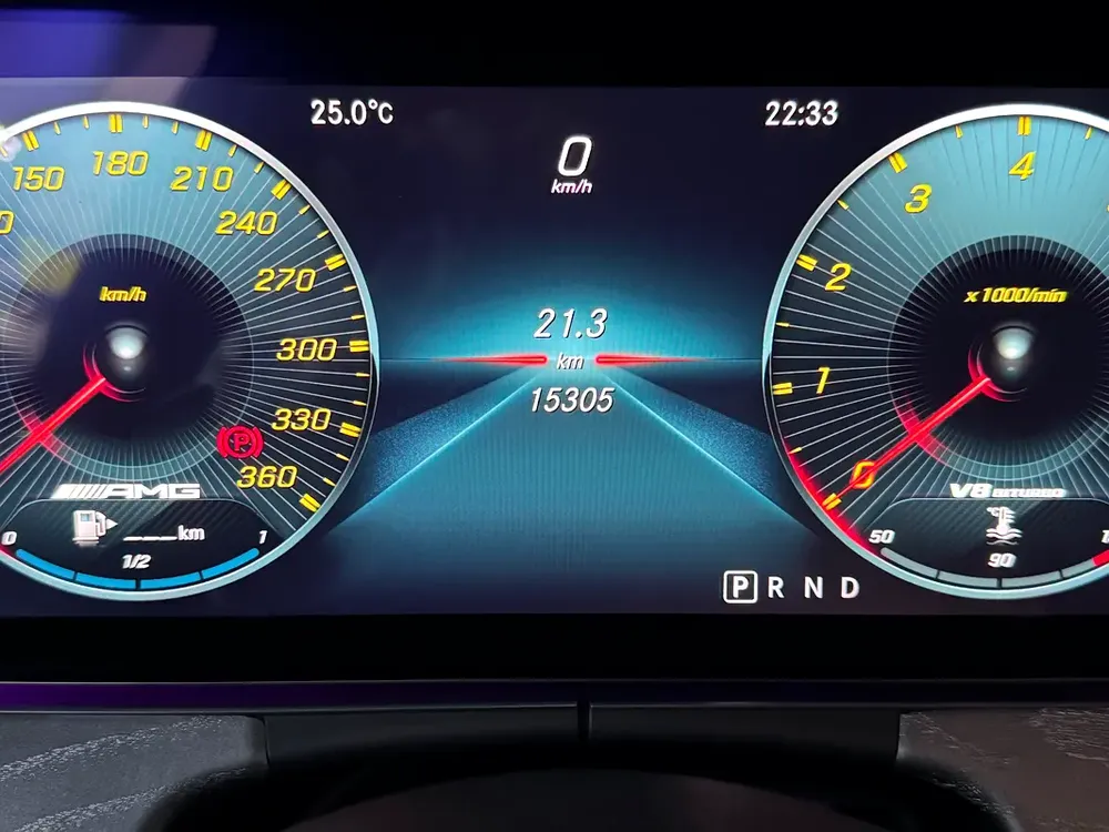 2019  GT63 s AMG V8 BITURBO SPECIAL COLOUR AND ALCANTARA INTERIOR - Image 20
