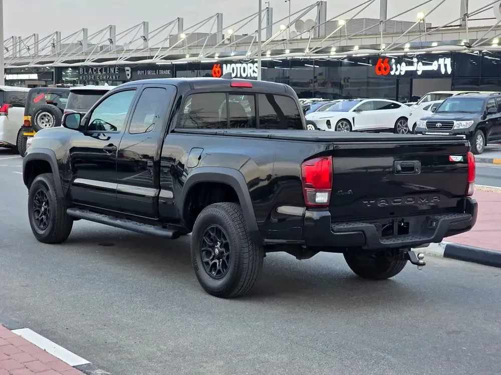 2019 Toyota Tacoma SR5 - American Specs - GCC Resale - Image 4