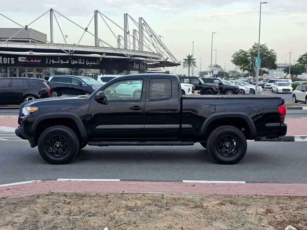 2019 Toyota Tacoma SR5 - American Specs - GCC Resale - Image 7