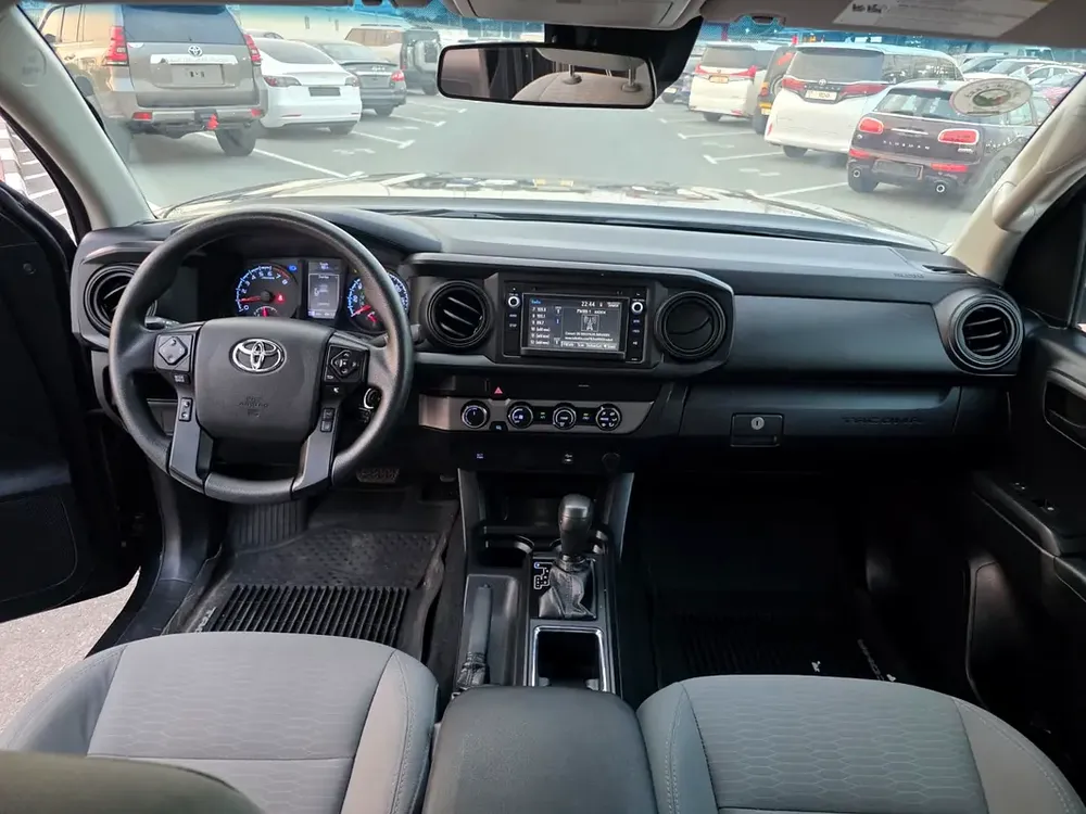 2019 Toyota Tacoma SR5 - American Specs - GCC Resale - Image 9