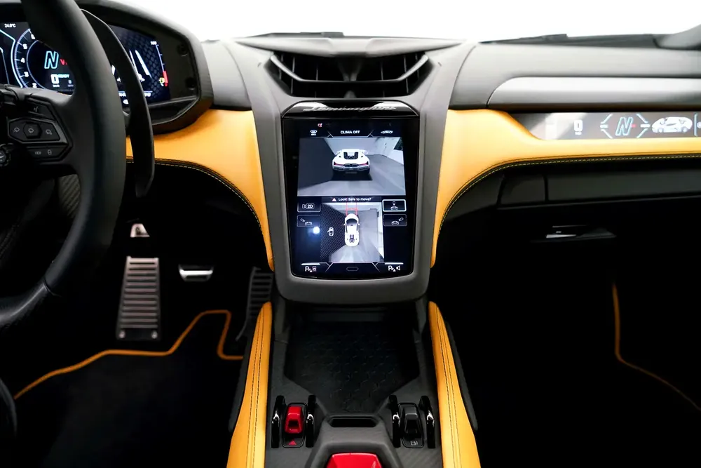 2024 LAMBORGHINI REVUELTO / GCC - Image 11