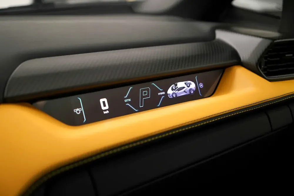 2024 LAMBORGHINI REVUELTO / GCC - Image 14