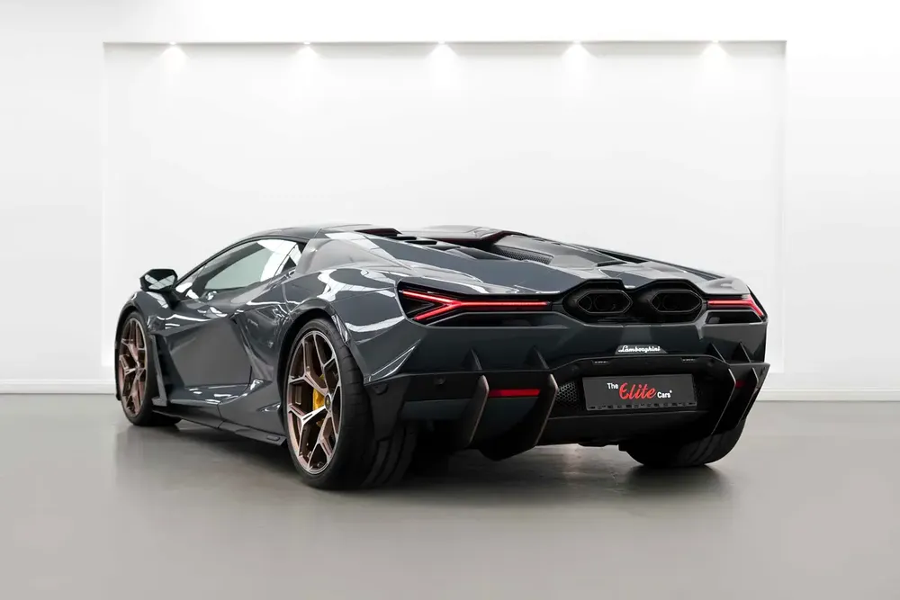 2024 LAMBORGHINI REVUELTO / GCC - Image 4