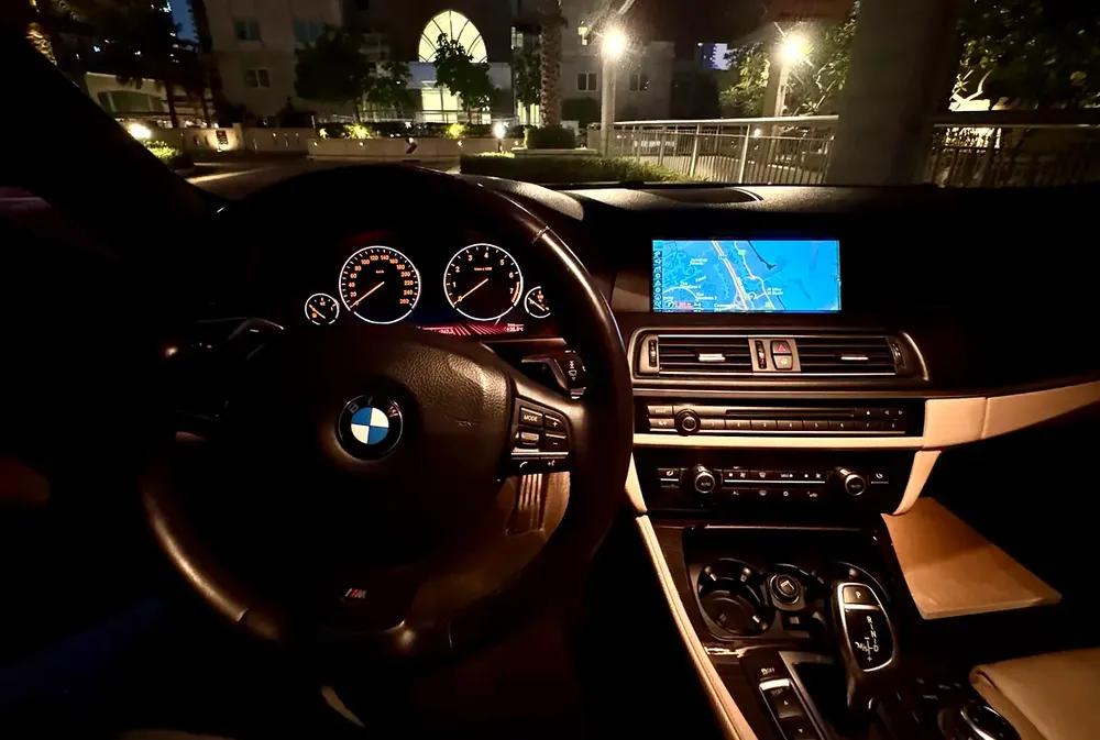 BMW 5-Series 535i with M-Package 2012 GCC Specs - Image 13