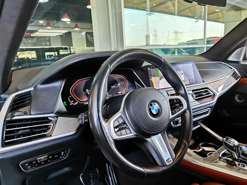 AED 2,750 P.M | 2021 BMW X7 M50i M Sport | Under Warranty | GCC | - Image 12
