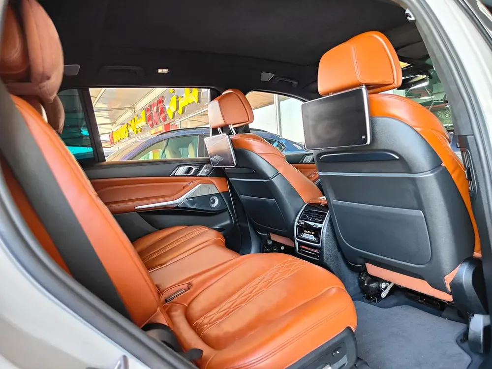 AED 2,750 P.M | 2021 BMW X7 M50i M Sport | Under Warranty | GCC | - Image 18