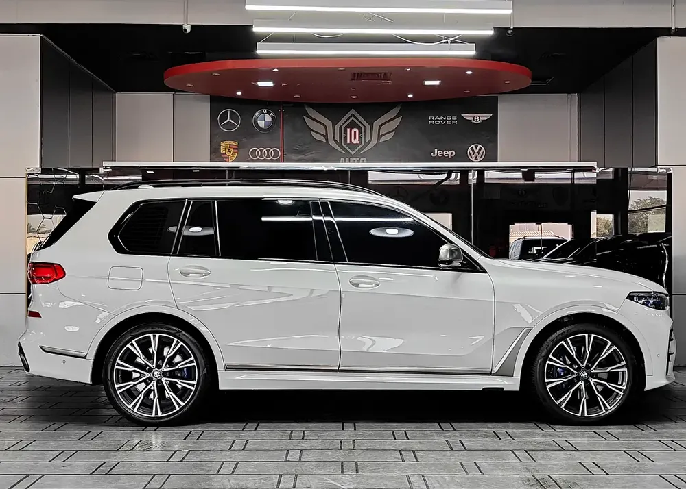 AED 2,750 P.M | 2021 BMW X7 M50i M Sport | Under Warranty | GCC | - Image 8
