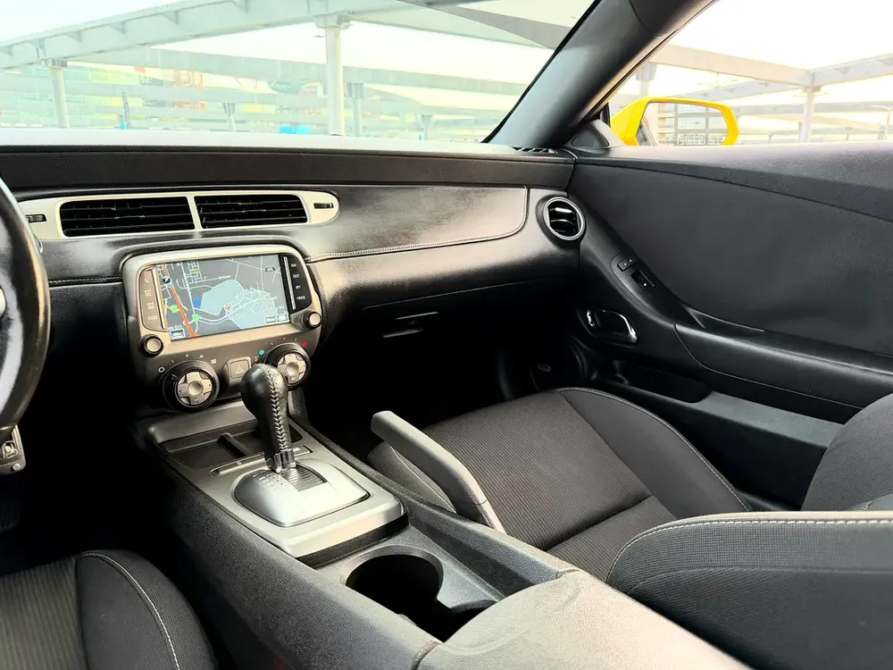Chevrolet Camaro RS 2015 / 3.6L - 6 Cylinder / 2 Keys / Remote Start / Single Owner / GCC Spec - Image 13