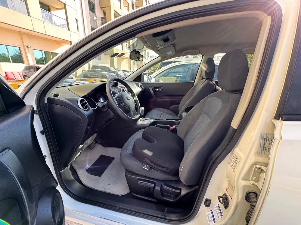 Nissan Qashqai 2014 SE GCC Specs - Image 7