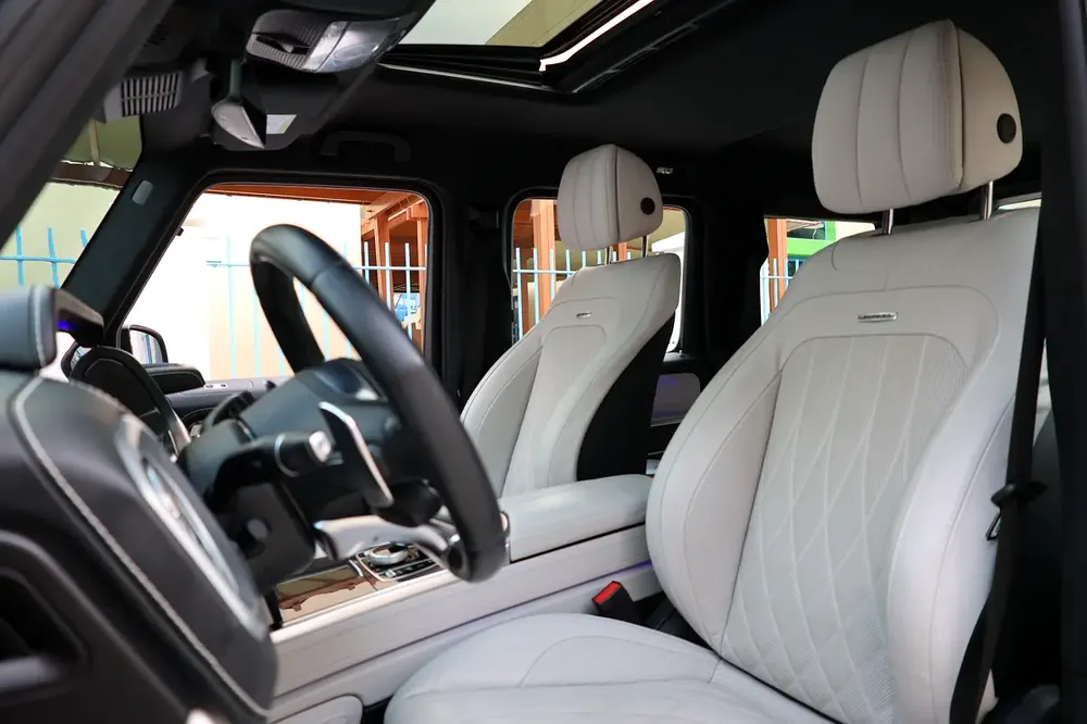 MERCEDES BENZ G63 AMG ( NIGHT PACKAGE )-110000KM-2021-GCC SPECS-UNDER WARRANTY - Image 10