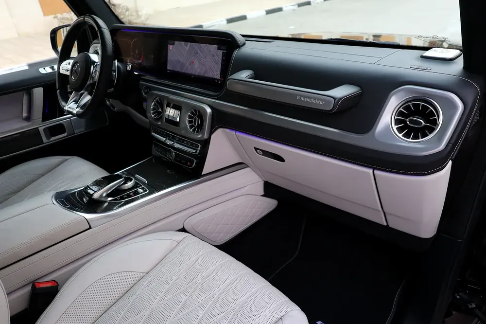 MERCEDES BENZ G63 AMG ( NIGHT PACKAGE )-110000KM-2021-GCC SPECS-UNDER WARRANTY - Image 15