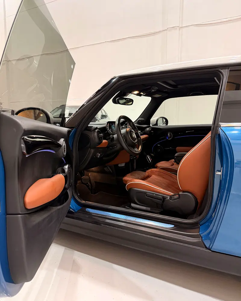 MINI Cooper S 2023 | Iconic 3-Door Hatch | GCC Specs - Image 9