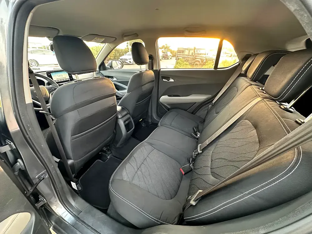 CHEVROLET GROOVE LT 2023 GCC FULL SERVICED NO ACCIDENTS - Image 8
