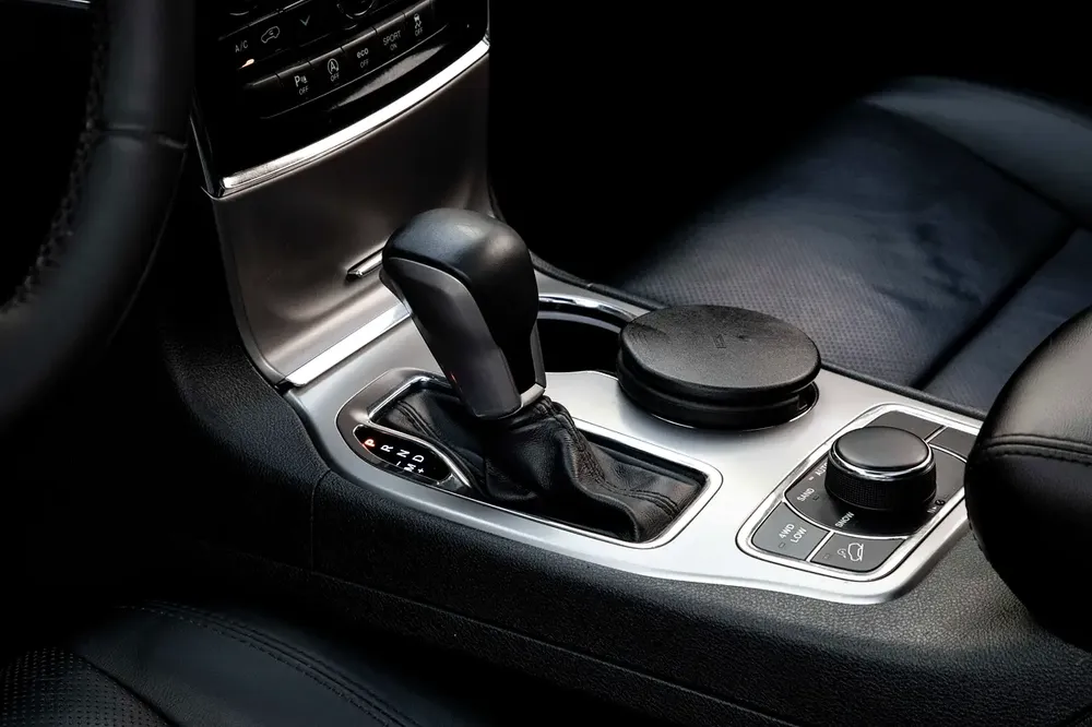 1,567 P.M | Full Jeep Service History | Limited | Under Warranty! - Image 10