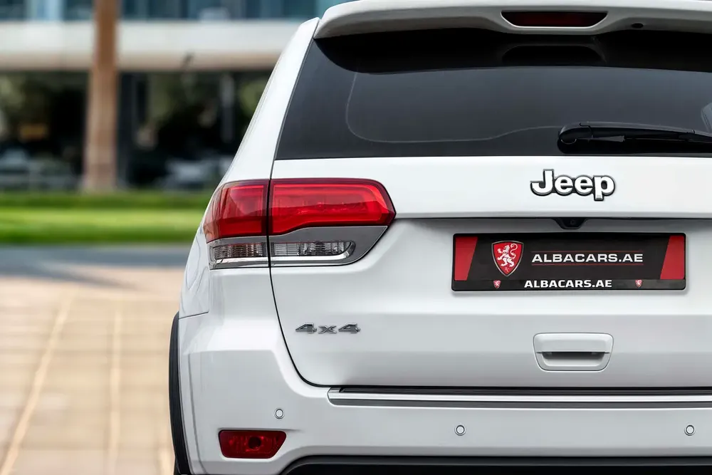 1,567 P.M | Full Jeep Service History | Limited | Under Warranty! - Image 6