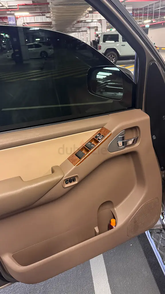 Nissan Pathfinder LE 2006, GCC Specs - Image 7