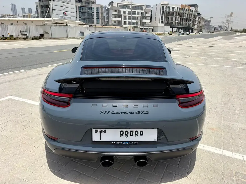 2018 Porsche 911 Carrera GTS - GCC Specs - Under Warranty - Image 10