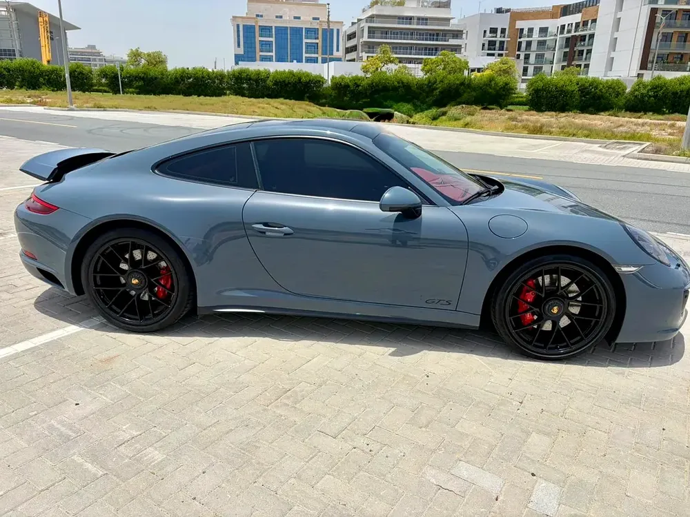 2018 Porsche 911 Carrera GTS - GCC Specs - Under Warranty - Image 8