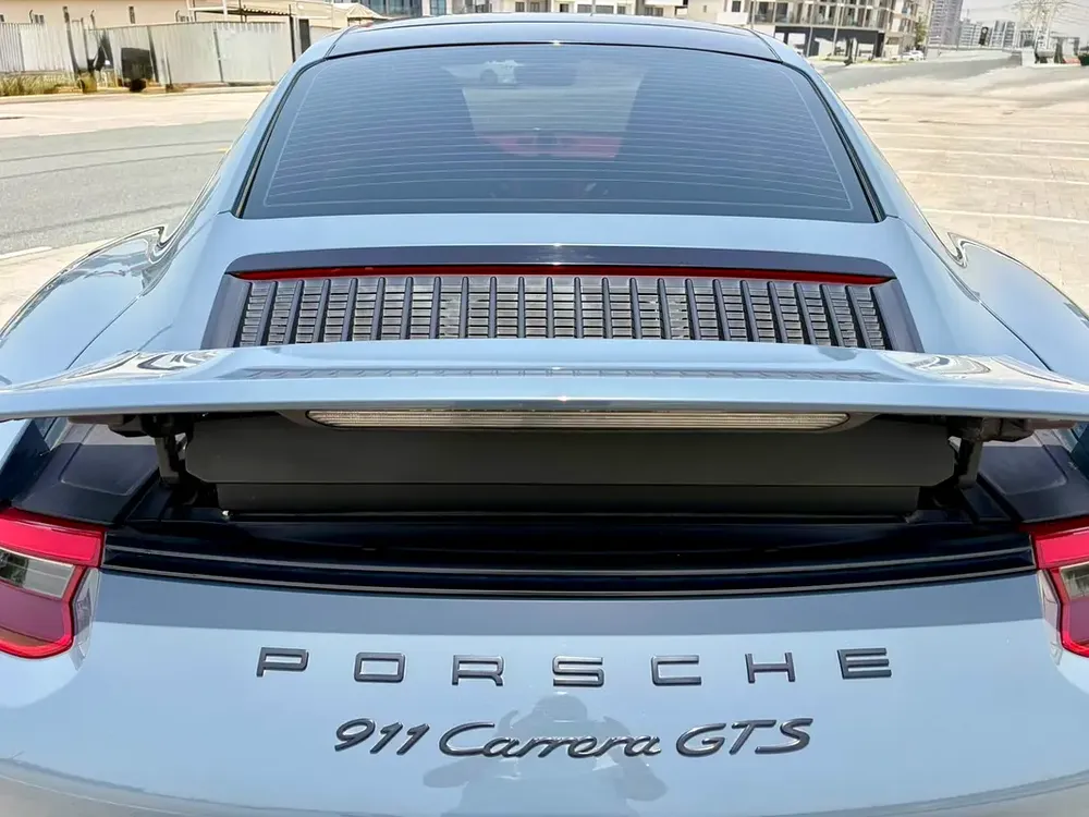 2018 Porsche 911 Carrera GTS - GCC Specs - Under Warranty - Image 9