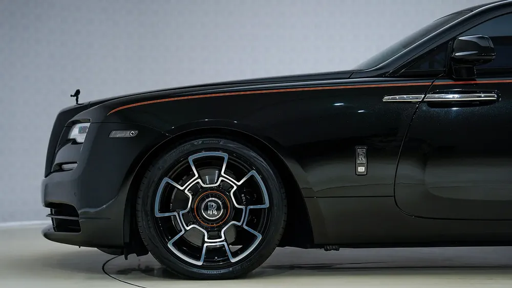 Wraith Black Badge | AED 17,705 PM | Warranty 04-2027 | GCC - Image 11