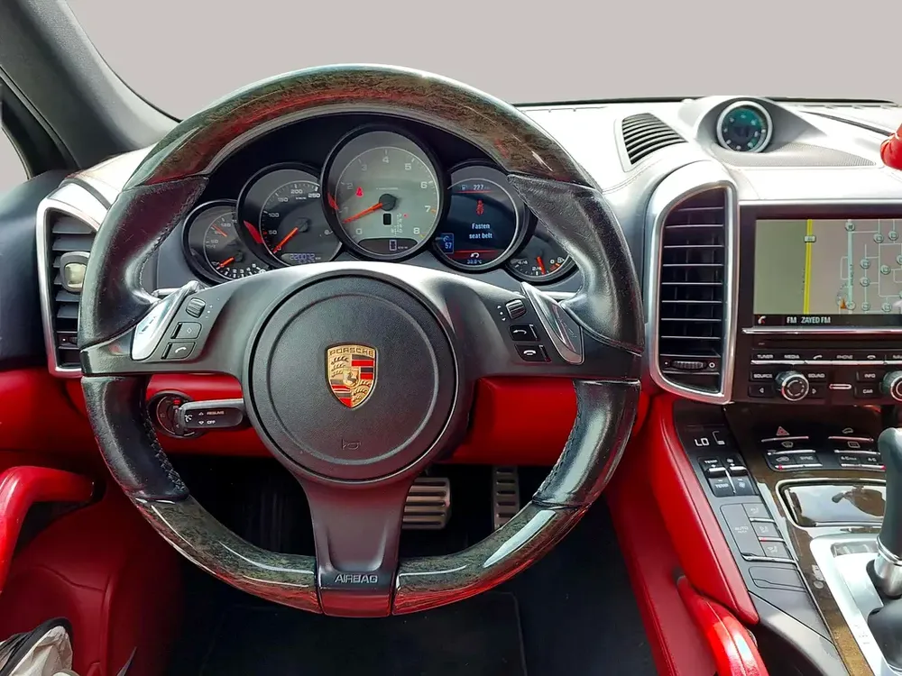 Inspected Car | 2014 Porsche Cayenne  | GCC Specs | Ref#438346 - Image 10