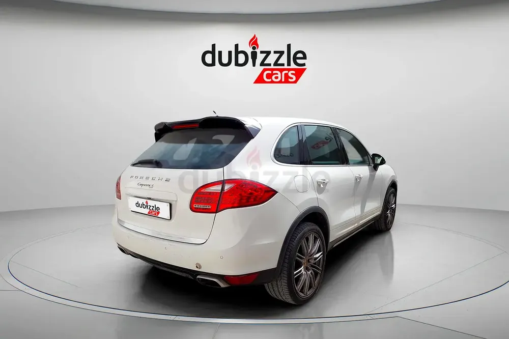 Inspected Car | 2014 Porsche Cayenne  | GCC Specs | Ref#438346 - Image 6