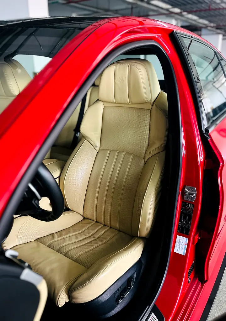 BMW M5 F10 | 2013 | GCC | Tuned | Carbon Kit | Excellent Condition - Image 20