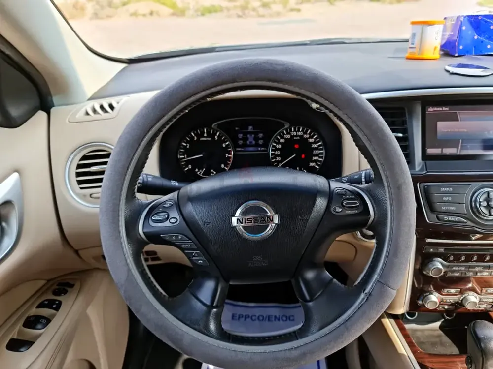Nissan pathfinder 2016 platinum Full agency service history - Image 14