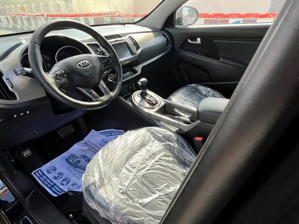 Kia sportage 2015 GCC FULL OPTIONS VGC - Image 10