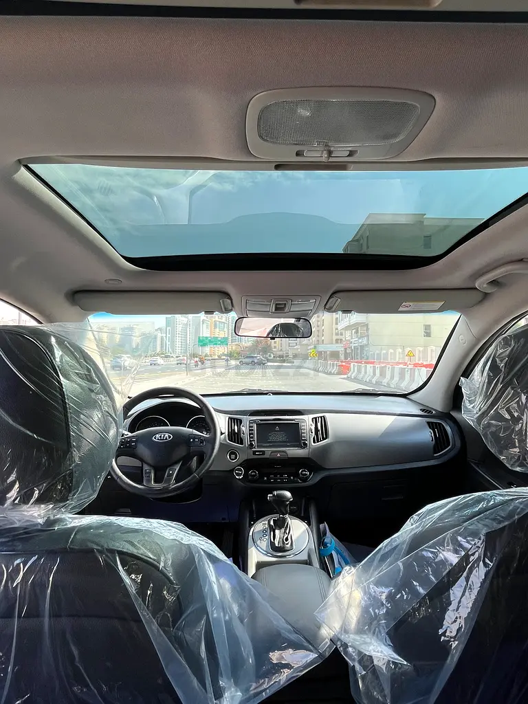 Kia sportage 2015 GCC FULL OPTIONS VGC - Image 14