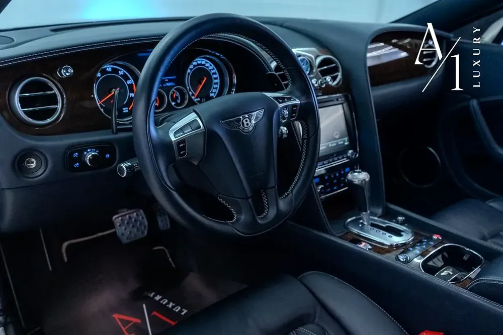 2015 Bentley Continental GT, Concours Series V8,Full Bentley Service History, Full Options, GCC Spec - Image 7