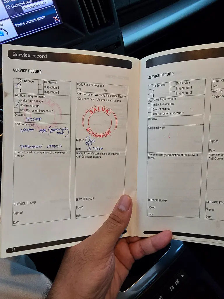 Full Service History ( Al Tayer ) Land Rover LR2 HSE 2013 GCC Spec ( Single Owner - Accident Free ) - Image 18