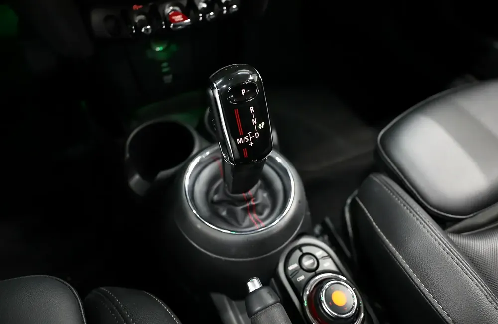 Low KMs | 1,100 AED Montly Installment | Free Insurance + Registration Ref#N62089 - Image 11