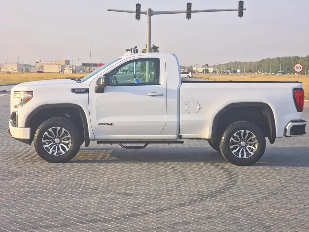 GMC Sierra AT4 2021 GCC Specs - Image 4