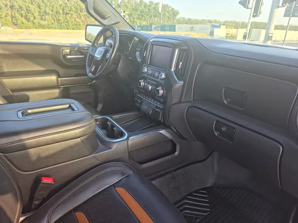 GMC Sierra AT4 2021 GCC Specs - Image 8