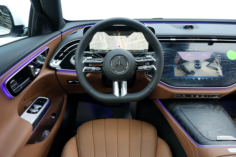 Summer Offer | Mercedes-Benz E 300 | 2026 GCC 0km | Agency Warranty | AMG Sports Package - Image 8