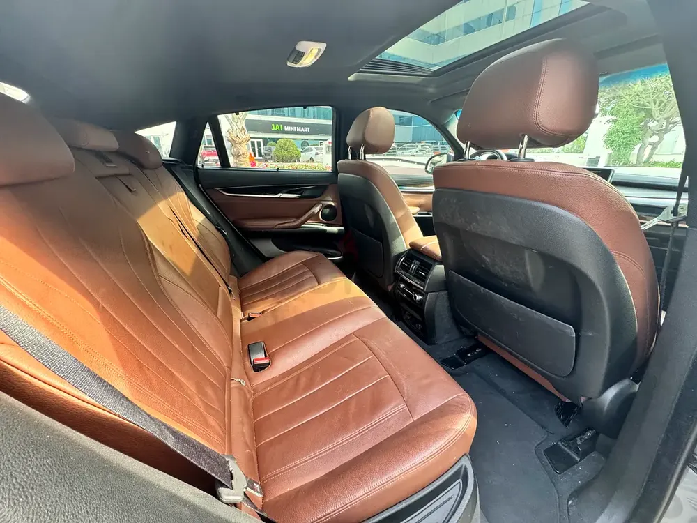 BMW X6 xDrive35i 2015 | GCC Specs | Well Maintained - Image 10