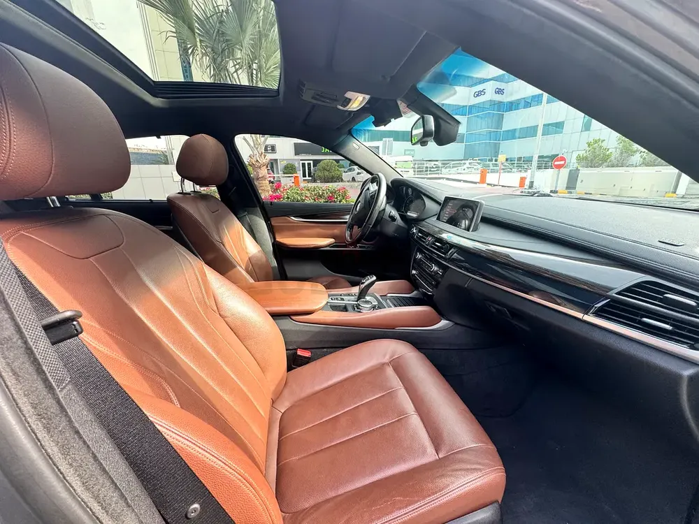 BMW X6 xDrive35i 2015 | GCC Specs | Well Maintained - Image 11