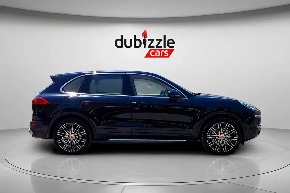 AED 2429/month | 2016 Porsche Cayenne  | GCC Specs | Ref#475703 - Image 4