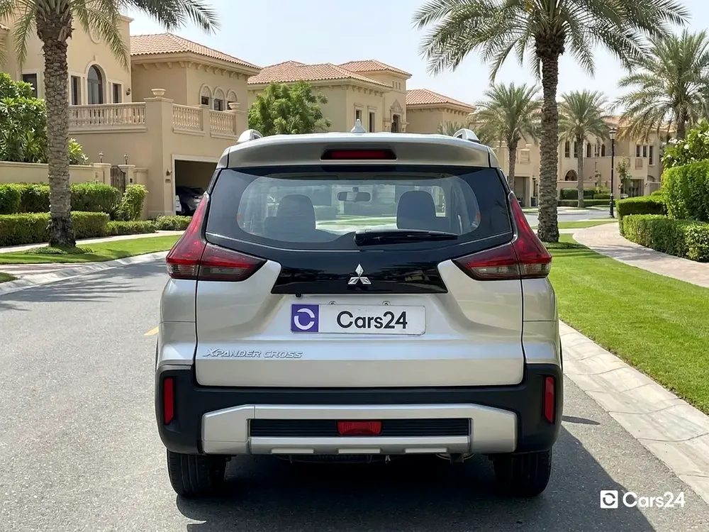 AED 796/m | 0 DP | Free 3 Months Warranty | Service History | MITSUBISHI XPANDER CROSS 2023 - Image 4