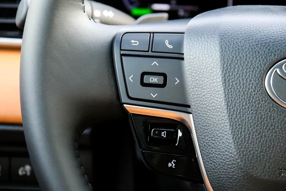 CAMRY HYBRID G GRADE FULL 2025 - For Export - Image 11