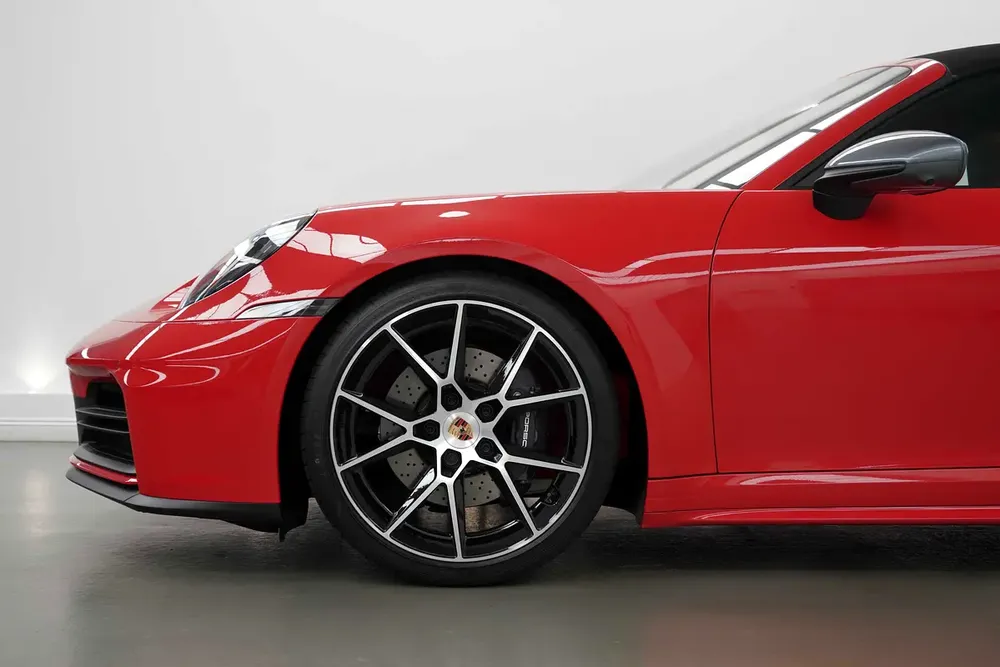 2025 BRAND NEW PORSCHE 911 CARRERA T / GCC / BURMESTER / DEALER WARRANTY - Image 6