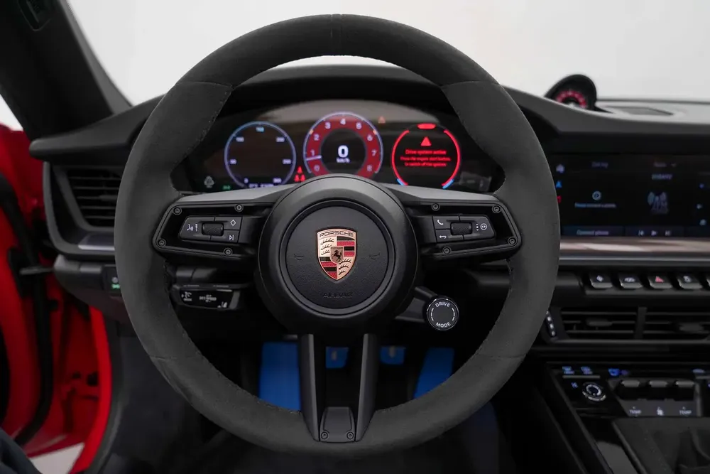 2025 BRAND NEW PORSCHE 911 CARRERA T / GCC / BURMESTER / DEALER WARRANTY - Image 9
